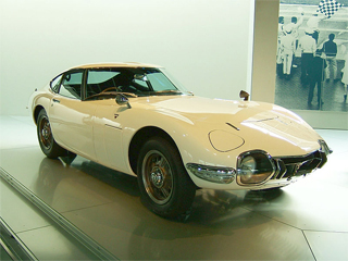 TOYOTA_2000GT.jpg